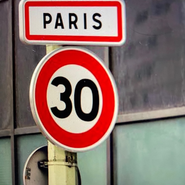 Paris limit 30km/h